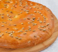 Пирог осетинский с капустой, сыром и грец. орехами, 900 гр.